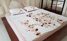 Royal Center-3 Rooms 3 Tv